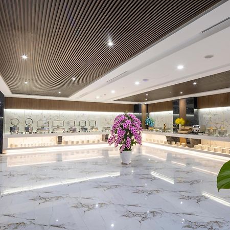 Hotel Miracle Luxury Nha Trang Exterior foto