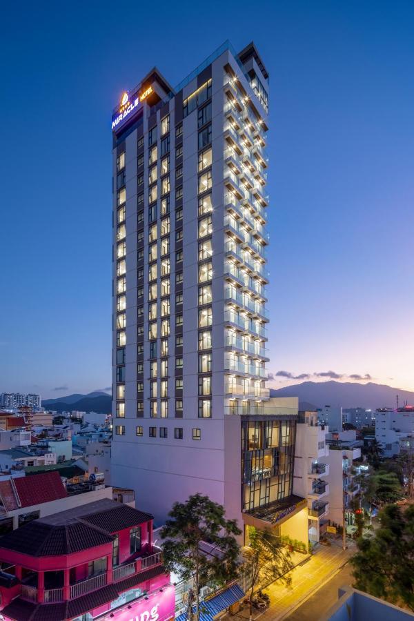 Hotel Miracle Luxury Nha Trang Exterior foto