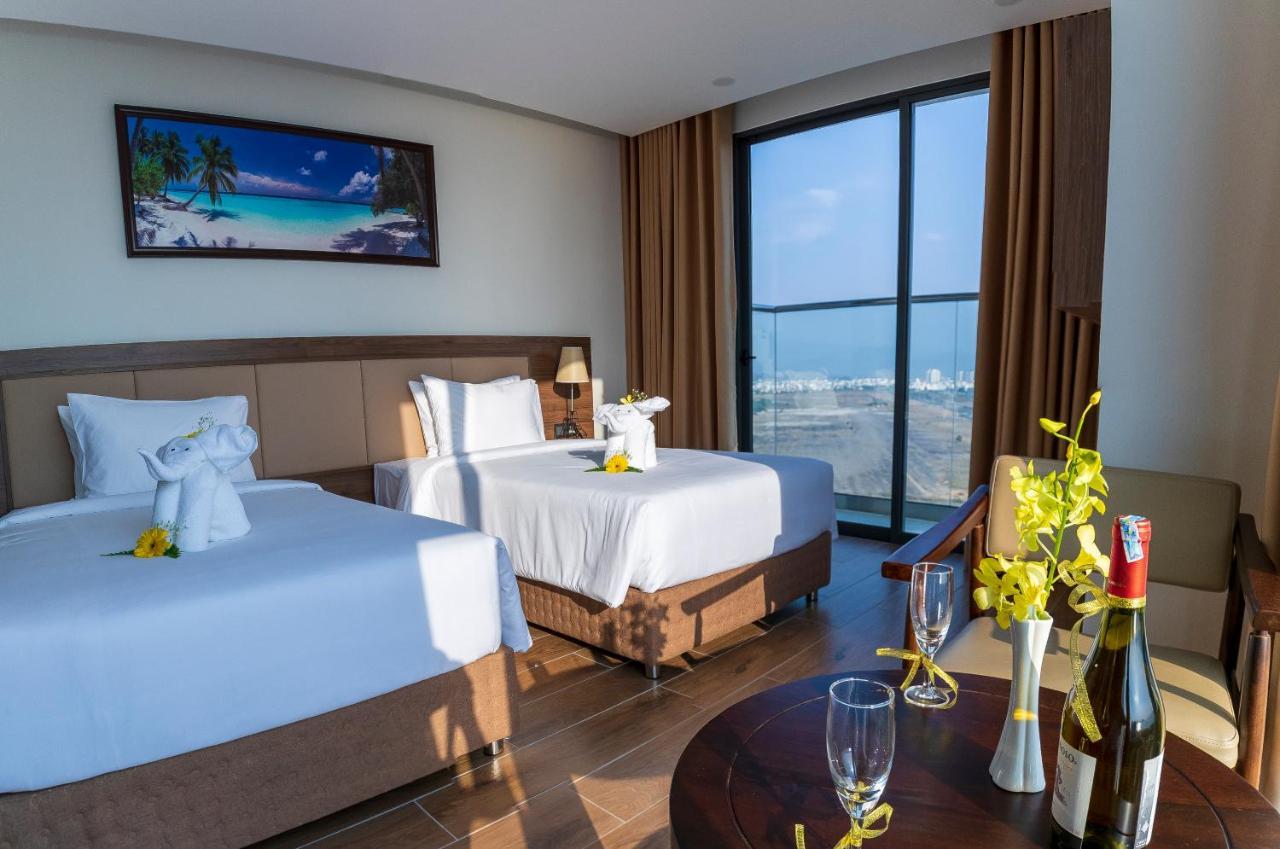 Hotel Miracle Luxury Nha Trang Exterior foto